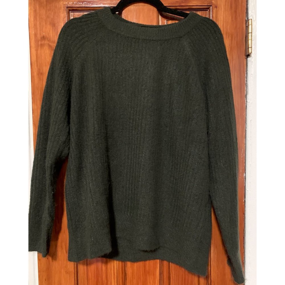 Hunter Green Crew Neck Pullover Sweater